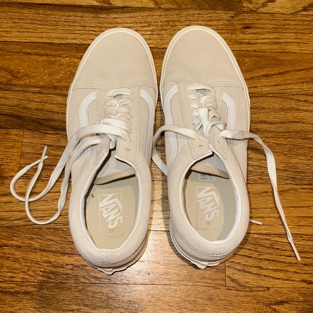 Vans Women’s Pig Suede Old Skool Shoe